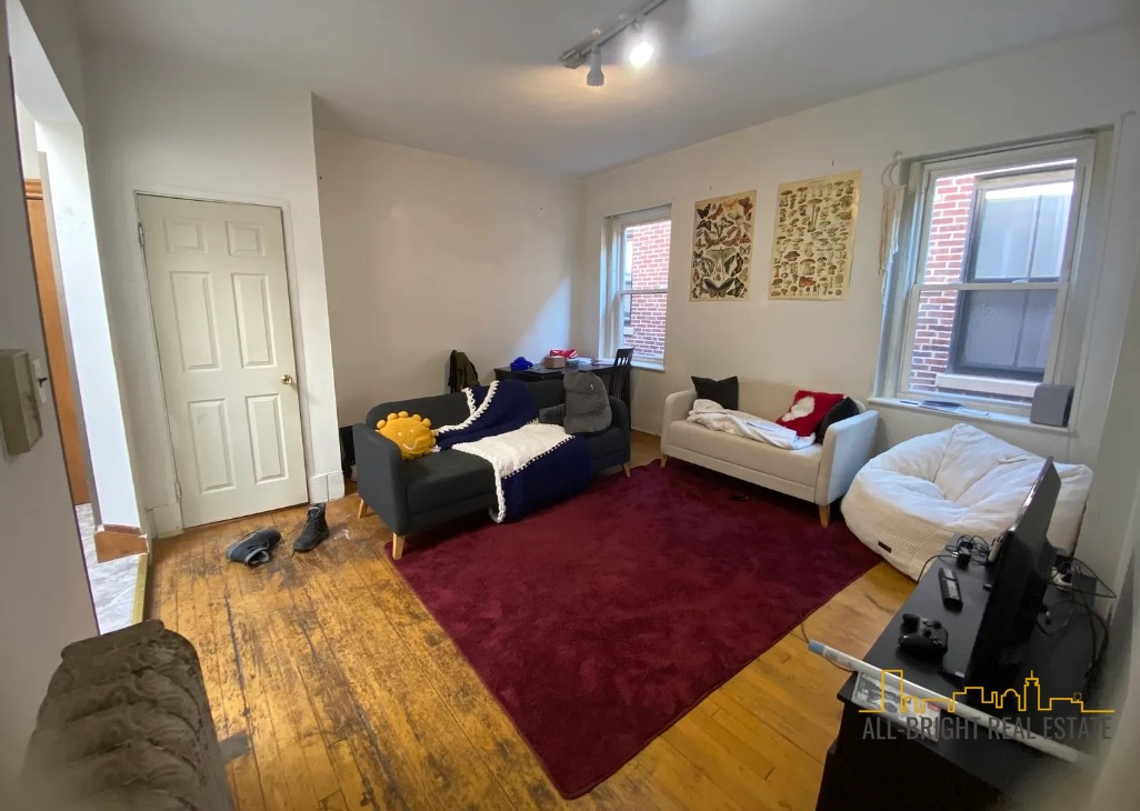 Photos of apartment on Aberdeen St.,Boston MA 02215