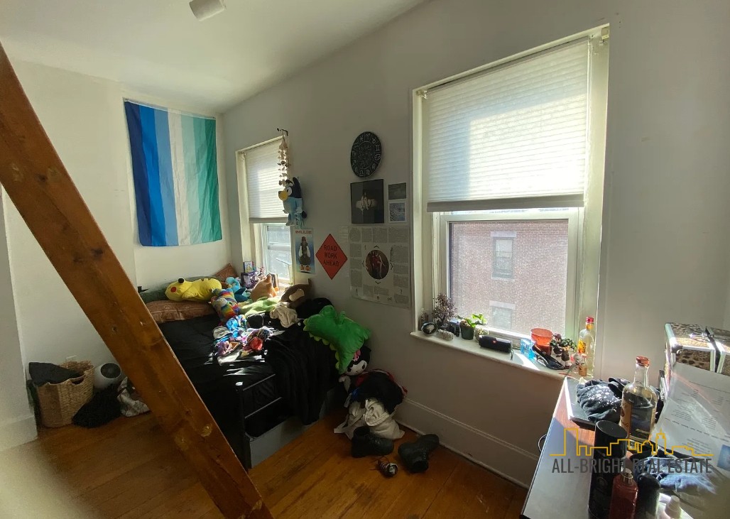 Photos of apartment on Aberdeen St.,Boston MA 02215