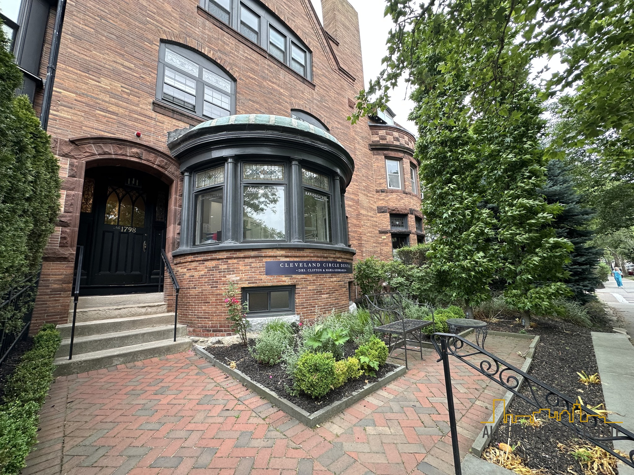 Pictures of  property for rent on Beacon St., Brookline, MA 02445