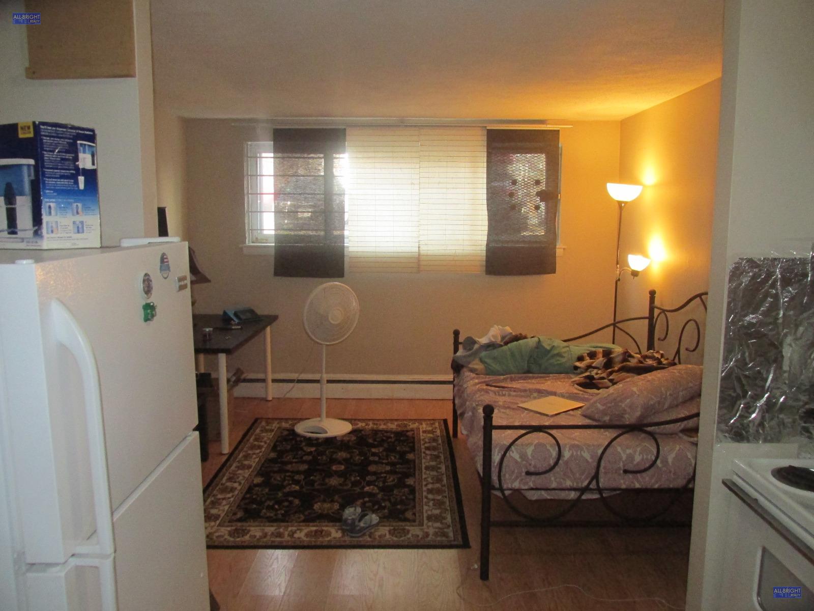 20 Radcliffe Rd, Allston