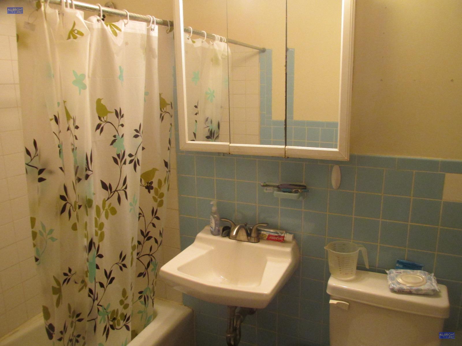 20 Radcliffe Rd, Allston