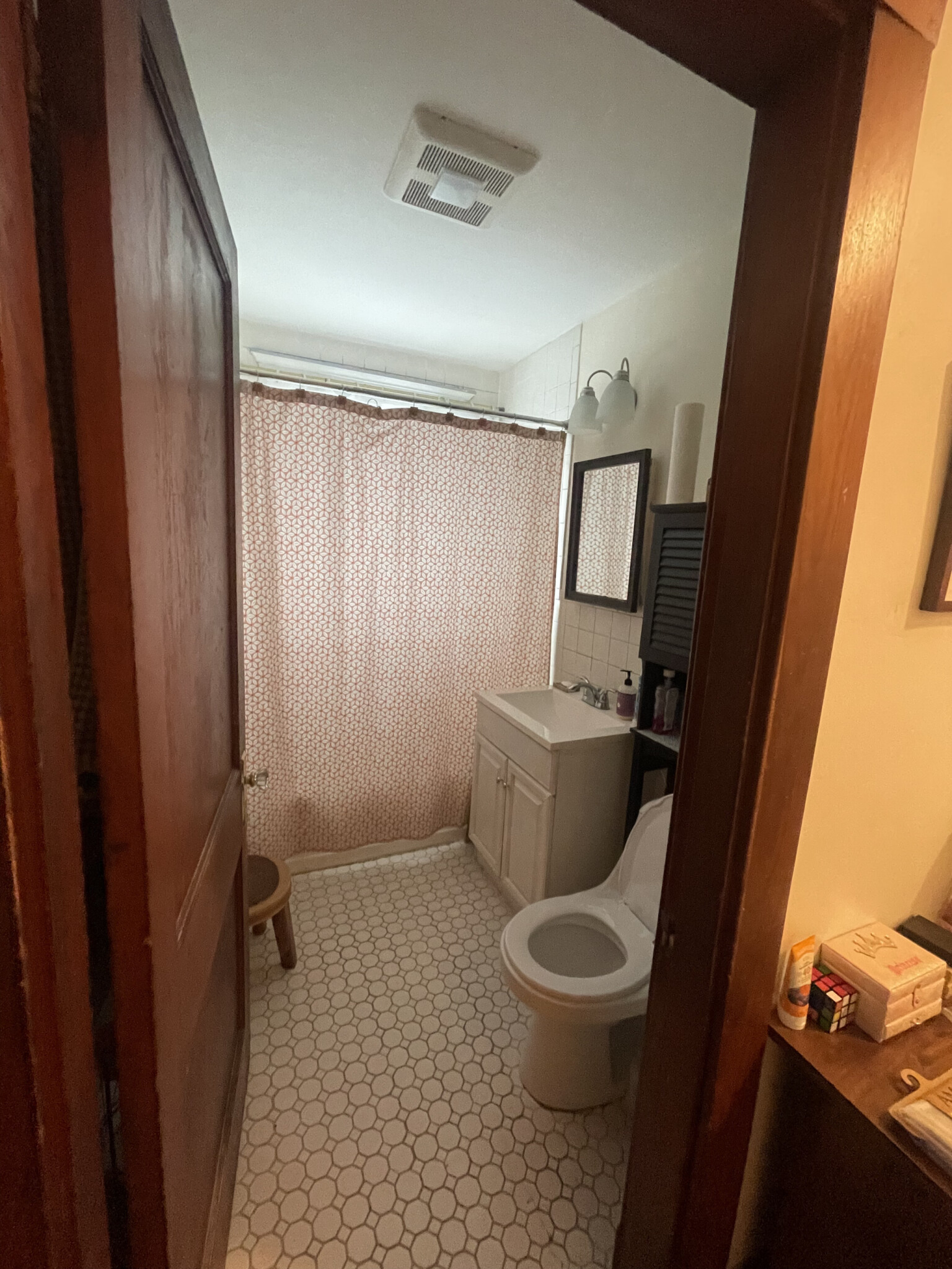 63 Pinckney, East Somerville