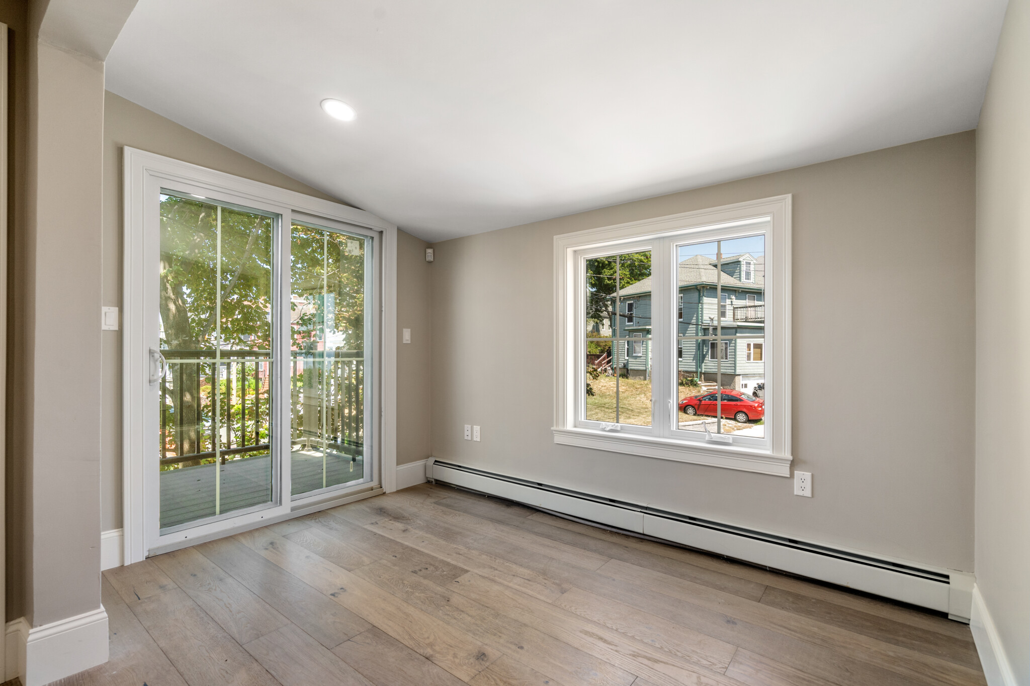 77 Harbor View Ave, Winthrop