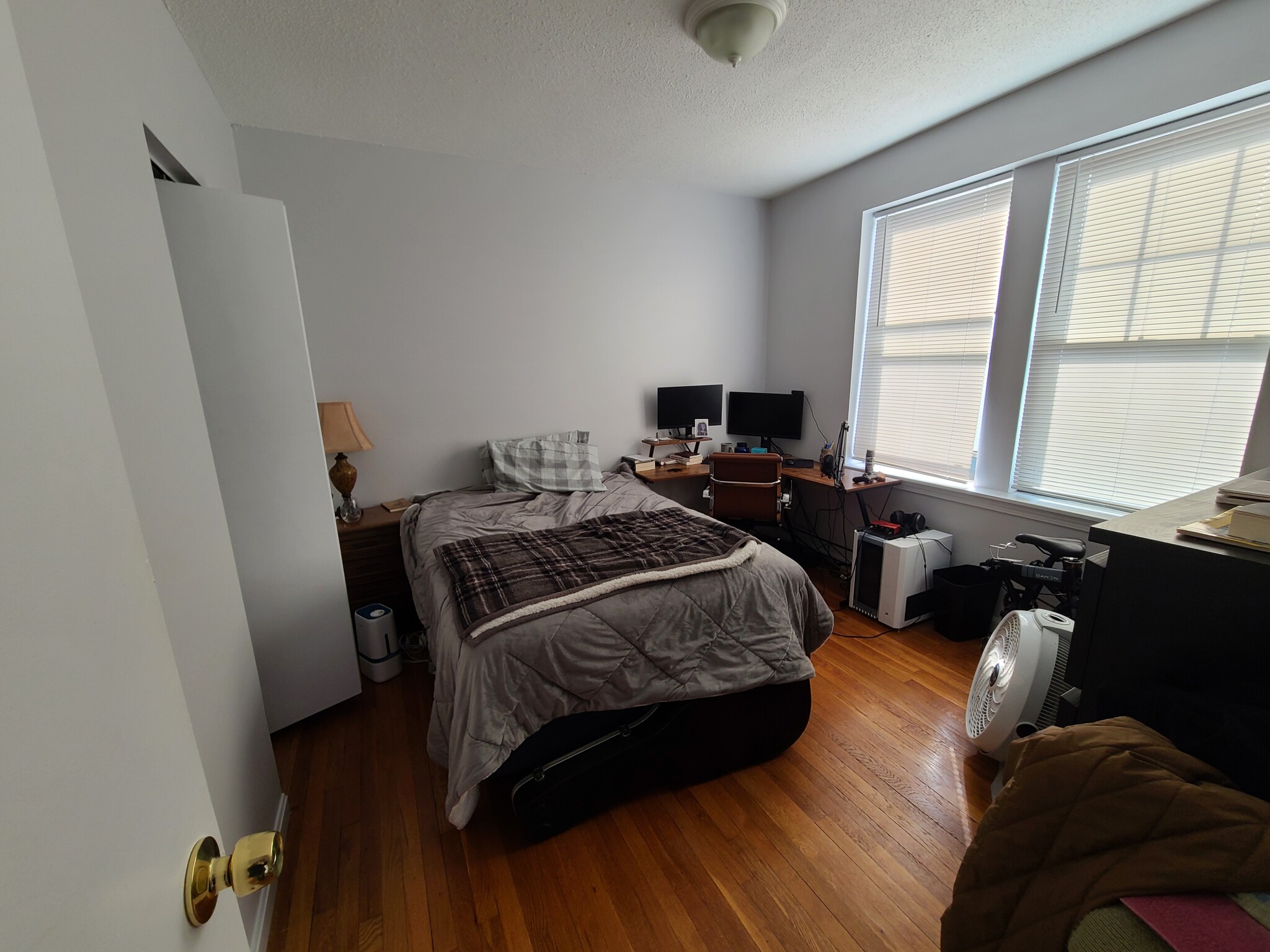 317 Summit Ave, Brighton