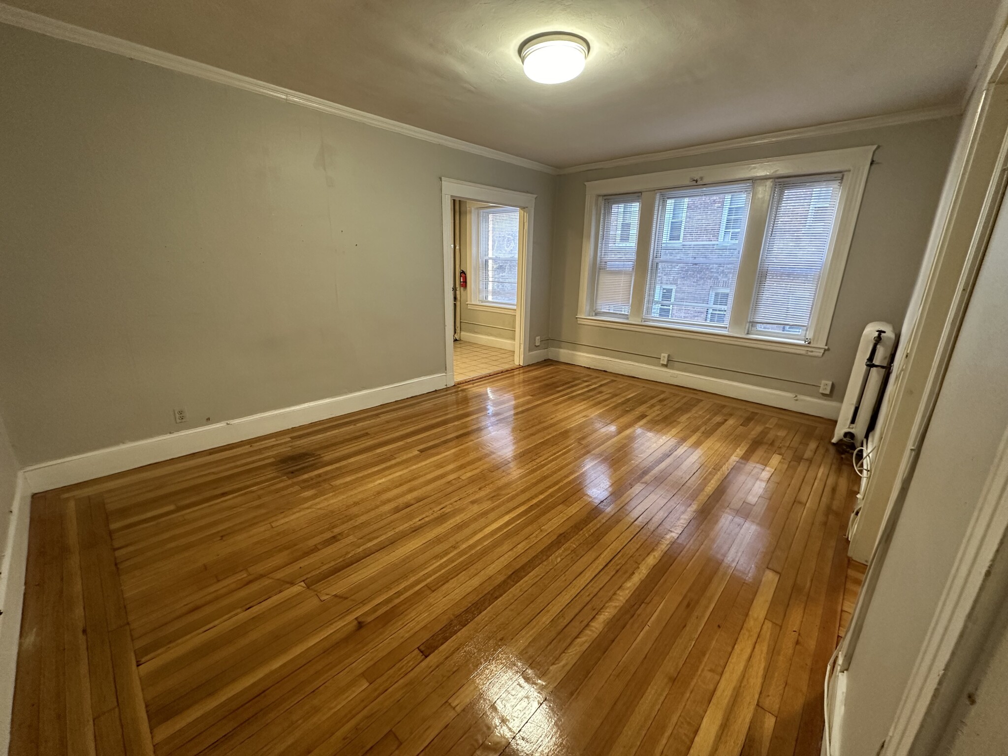 1619 Commonwealth Ave, Brighton