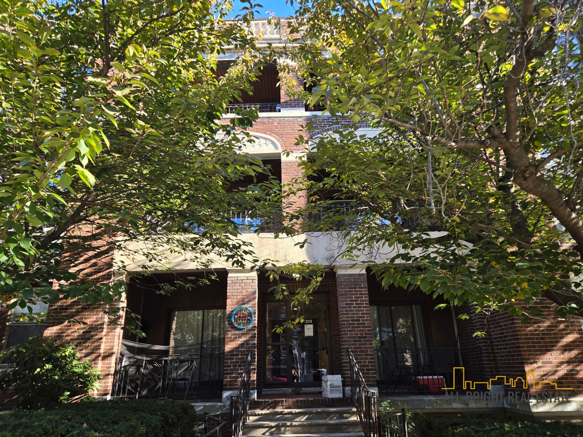 Pictures of  property for rent on Summit, Boston, MA 02135