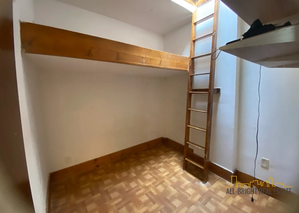 Photos of apartment on Aberdeen St.,Boston MA 02215
