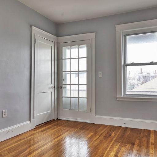 Photos of apartment on Mansfield St.,Somerville MA 