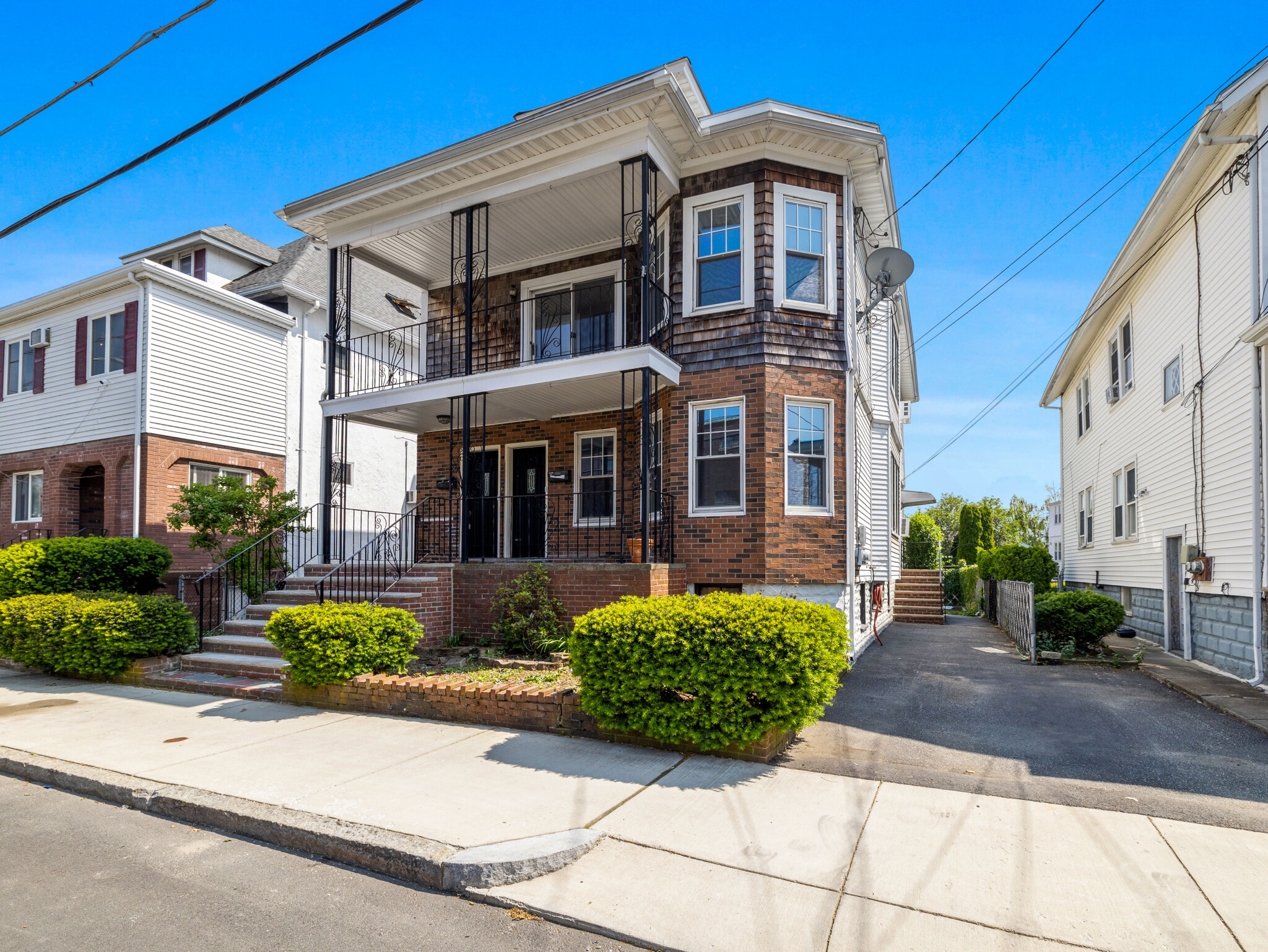 14 Windsor Rd, Tufts University