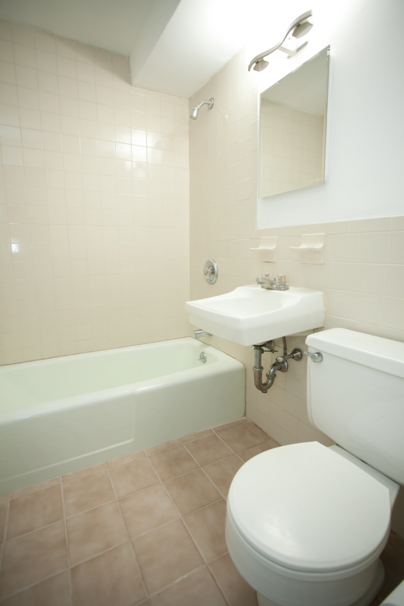 14 Murdock St, Powder House Square