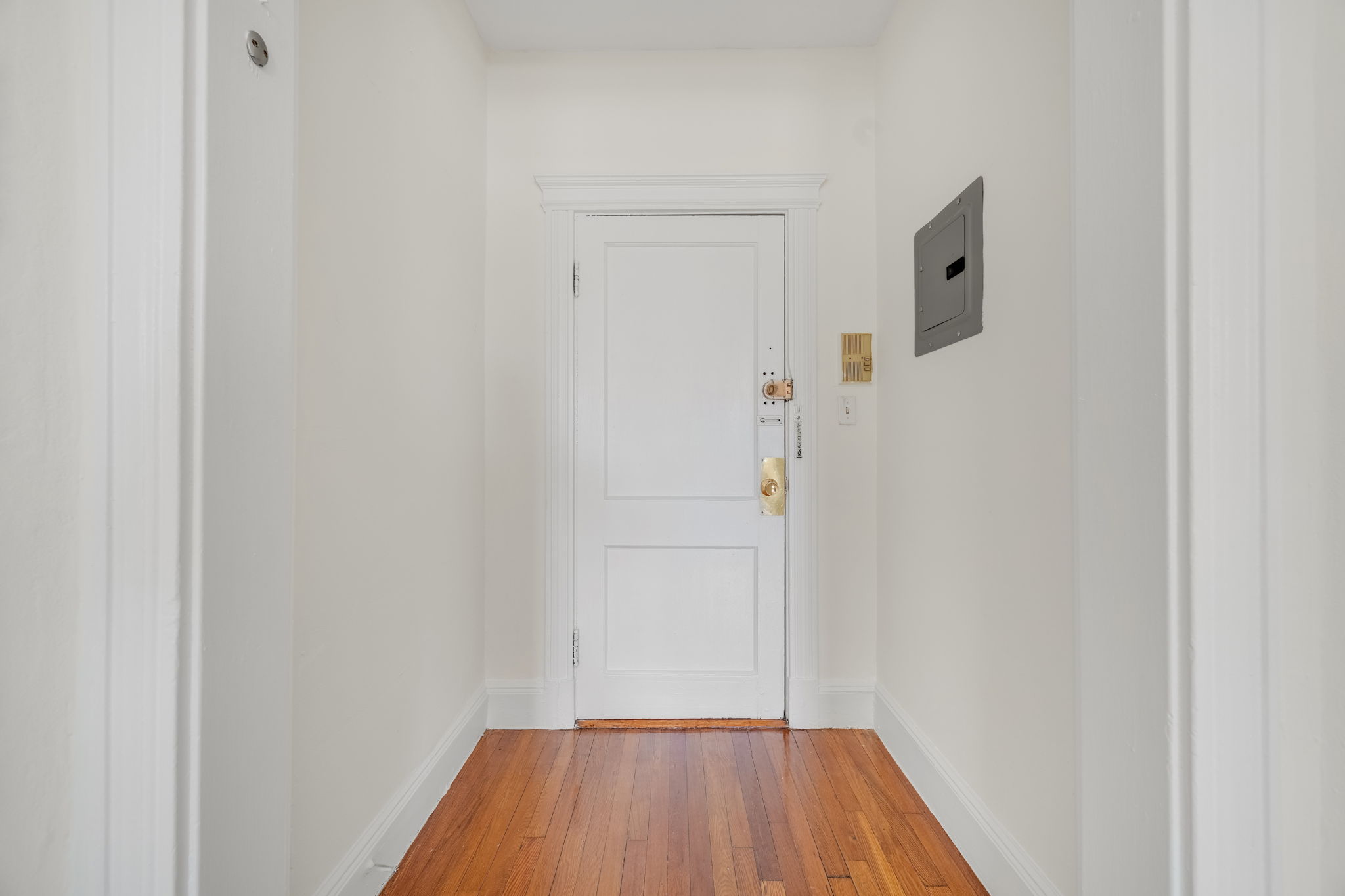 82 Brainerd Rd, Allston