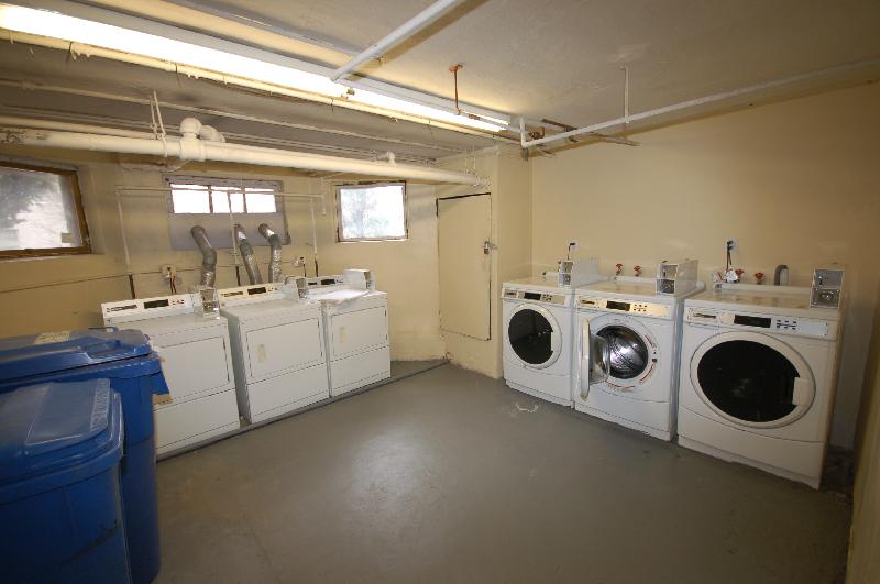 33 Lancaster Ter, Brookline Village