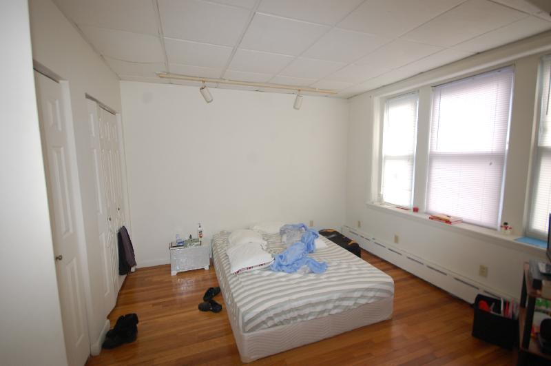 33 Lancaster Ter, Brookline Village