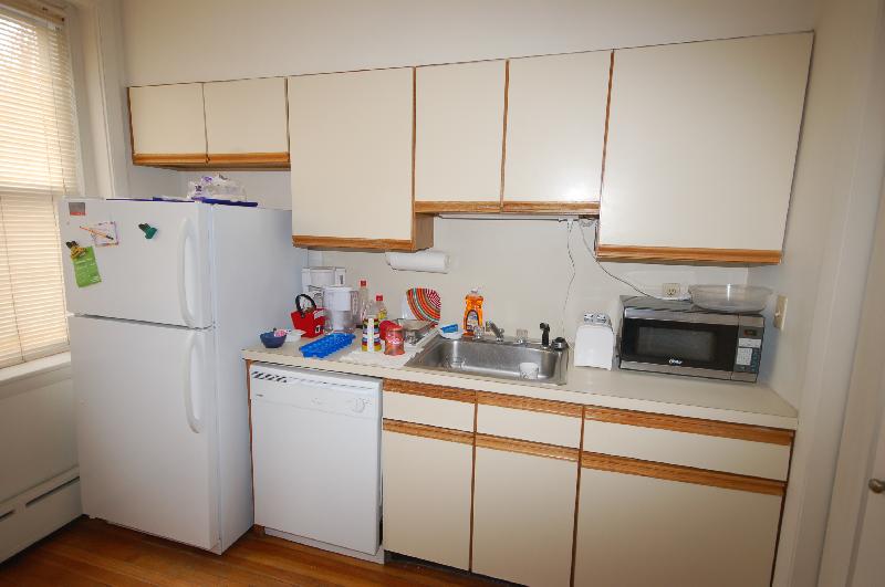 33 Lancaster Ter, Brookline Village