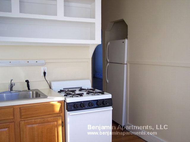 114 Willow St, Wellington-Harrington