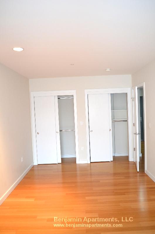 601 Albany St, South End