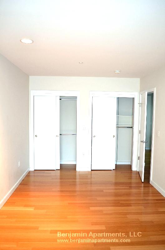 601 Albany St, South End