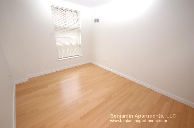 601 Albany St, South End