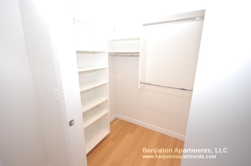 601 Albany St, South End