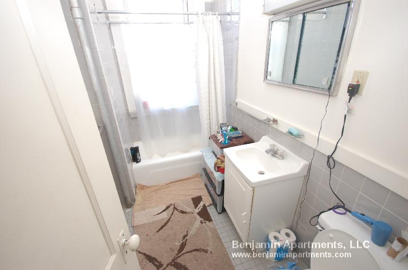 24 Westland Ave, Fenway