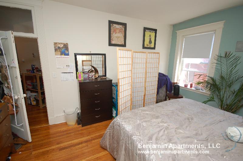 1334 Commonwealth Ave, Allston