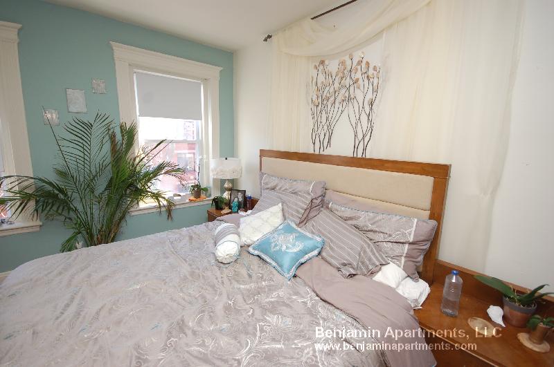 1334 Commonwealth Ave, Allston