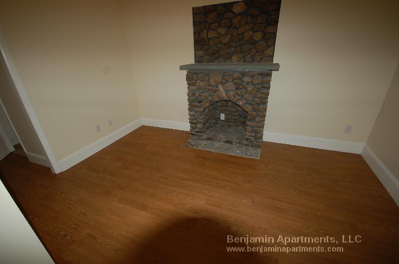 33 Lancaster Ter, Brookline Village