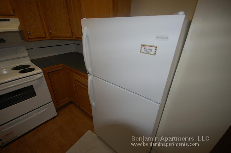 33 Lancaster Ter, Brookline Village