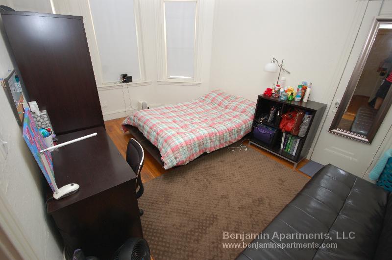 1185 Boylston St, Fenway