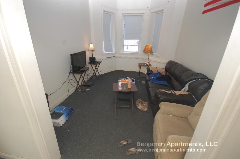 1175 Boylston St, Fenway