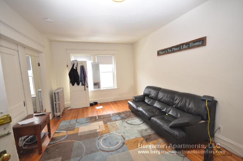 130 Englewood Ave, Brighton