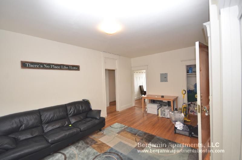 130 Englewood Ave, Brighton