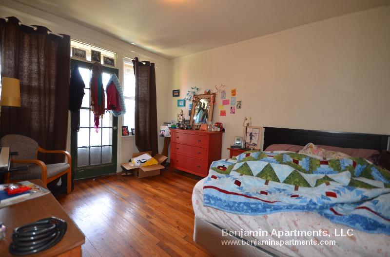 1630 Commonwealth Ave, Brighton