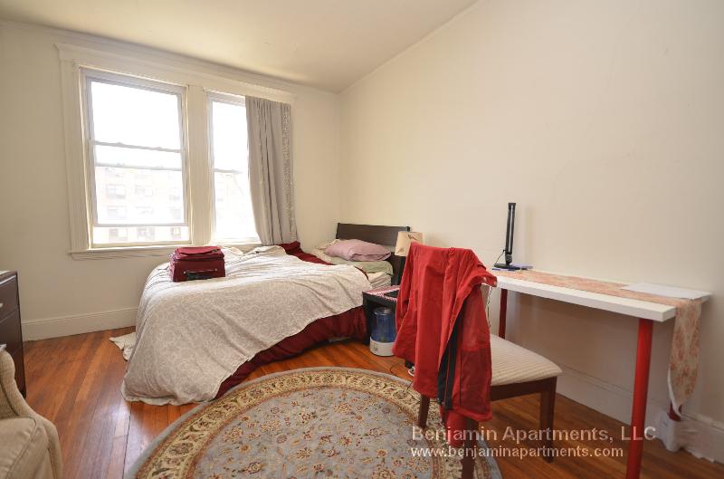 1630 Commonwealth Ave, Brighton