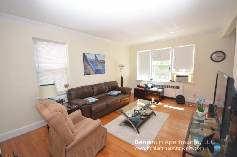 75 Kilsyth Rd, Brighton