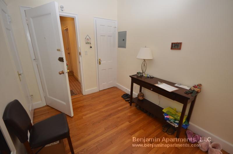 75 Kilsyth Rd, Brighton