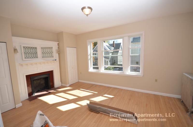 4 Farrington Ave, Allston