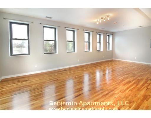 100 Pearl St, Chelsea