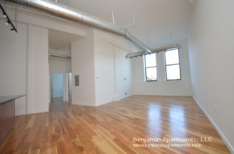 600 Columbia Rd, Dorchester