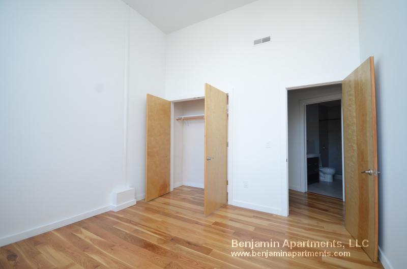 600 Columbia Rd, Dorchester