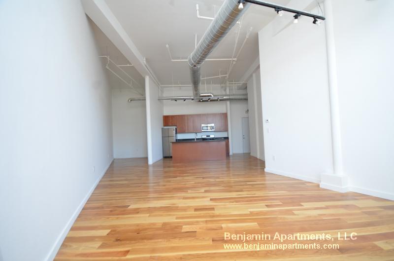 600 Columbia Rd, Dorchester