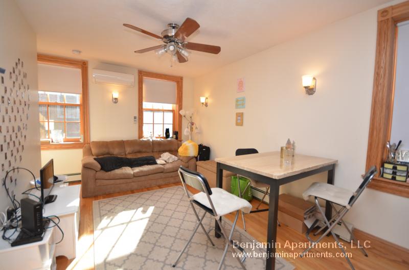 89 Myrtle St, Beacon Hill