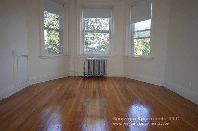 1163 Boylston St, Fenway