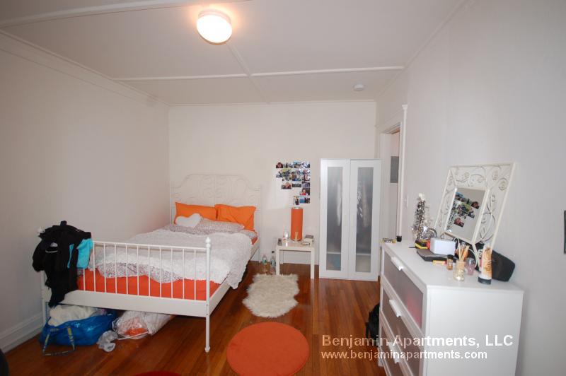 1175 Boylston St, Fenway