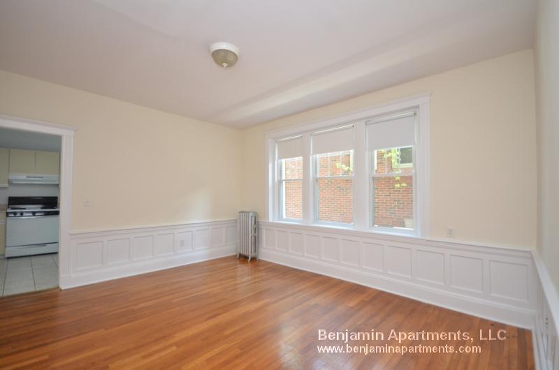 111 Kilsyth Rd, Brighton