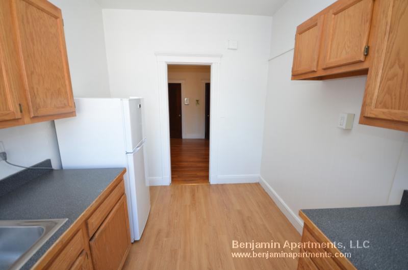 1810 Commonwealth Ave, Brighton