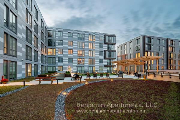 411 D St, Seaport District