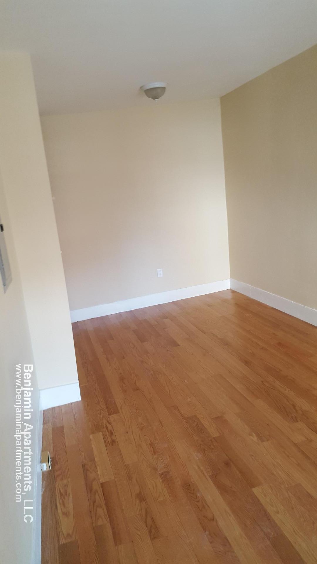 232 Cambridge St, Beacon Hill