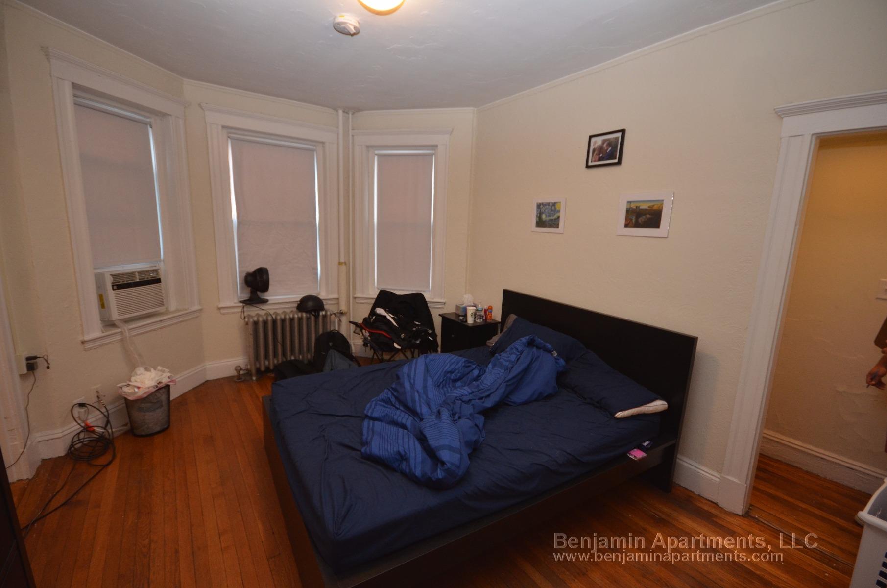 1167 Boylston St, Fenway