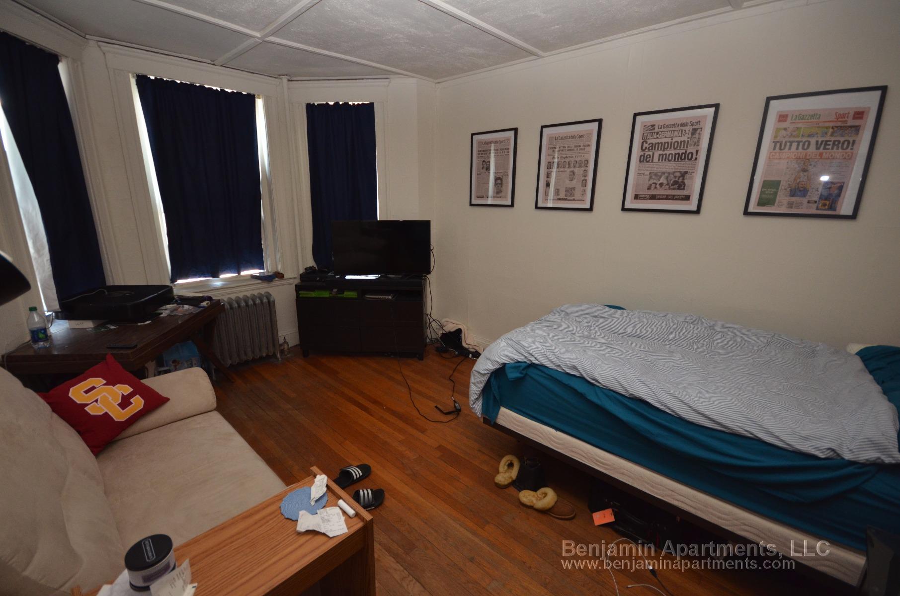 1179 Boylston St, Fenway